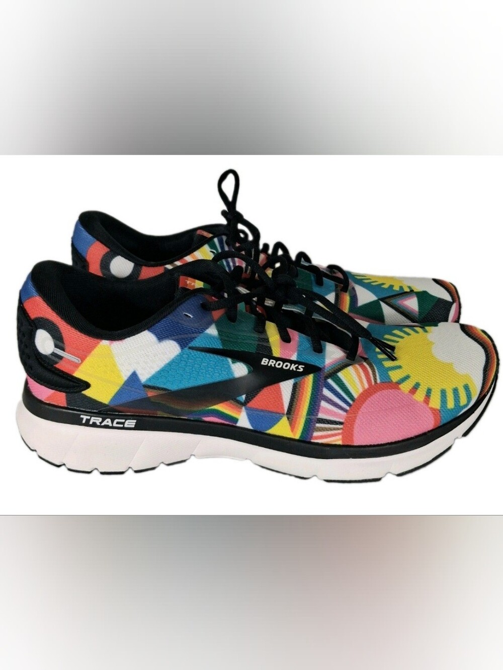 Brooks Trace 2 Lisa Congdon Pride Limited Edition Mens Shoes Sneakers Size 12.5